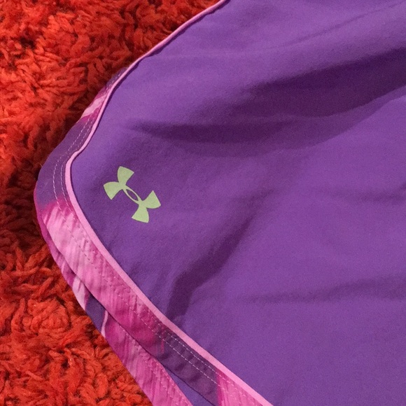 Under Armour Shorts 💜 - Picture 3 of 4